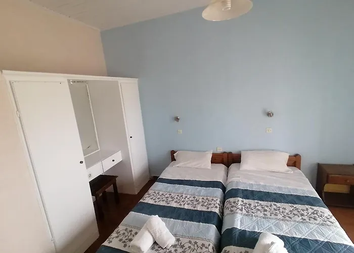Nikos * Acharavi (Corfu)